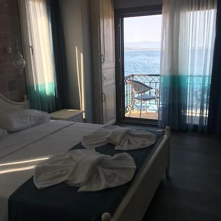 Cunda Mira Butik Bed & Breakfast *