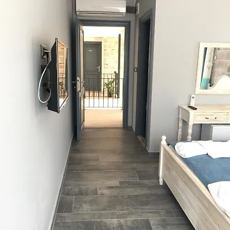 Cunda Mira Butik