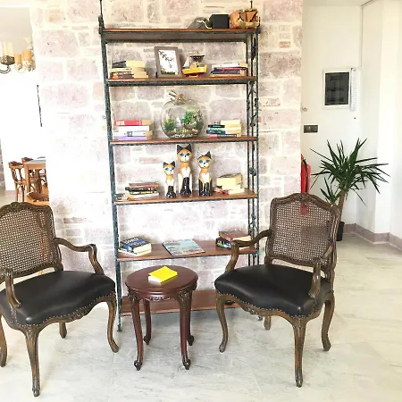 Cunda Mira Butik