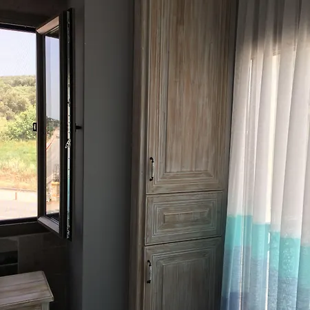 Cunda Mira Butik Bed & Breakfast
