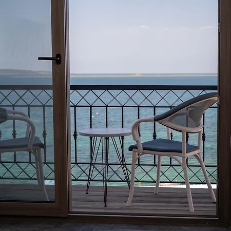Bed & Breakfast Cunda Mira Butik