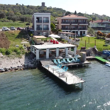 Bed & Breakfast Cunda Mira Butik Ayvalı