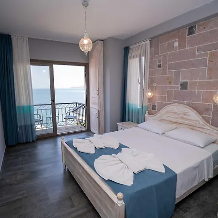Bed & Breakfast Cunda Mira Butik