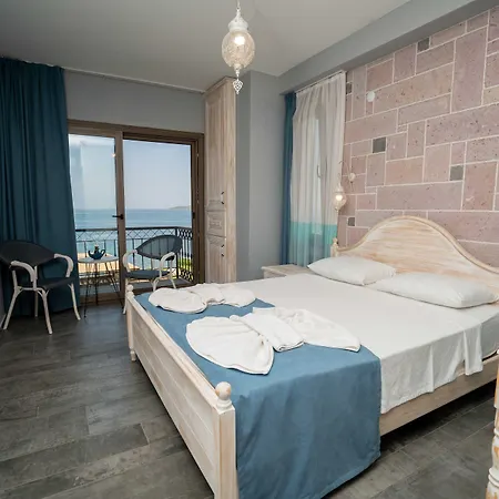 Bed & Breakfast Cunda Mira Butik